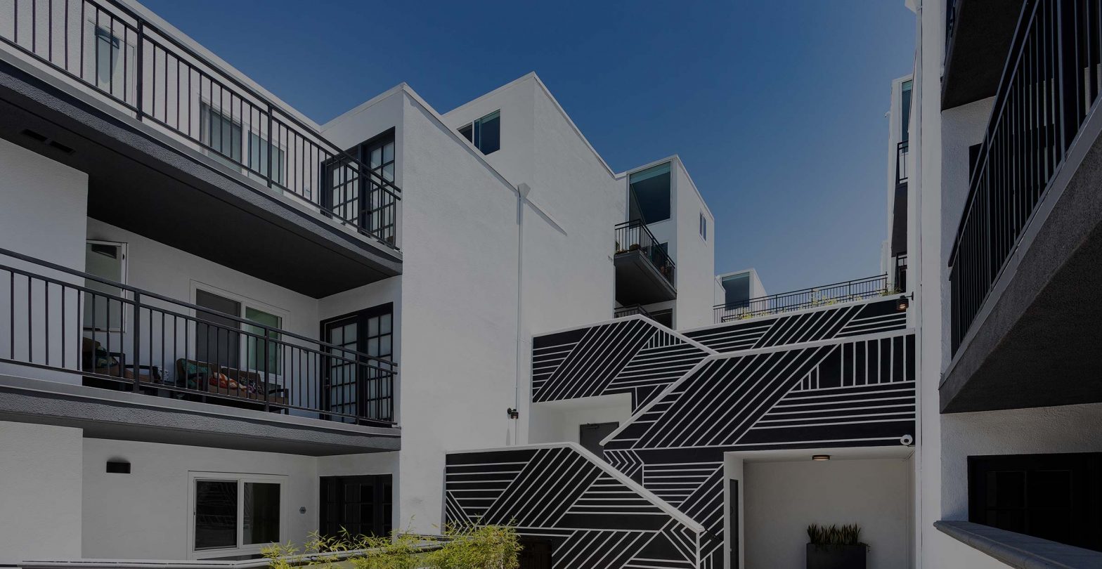 Elements 616 Courtyard